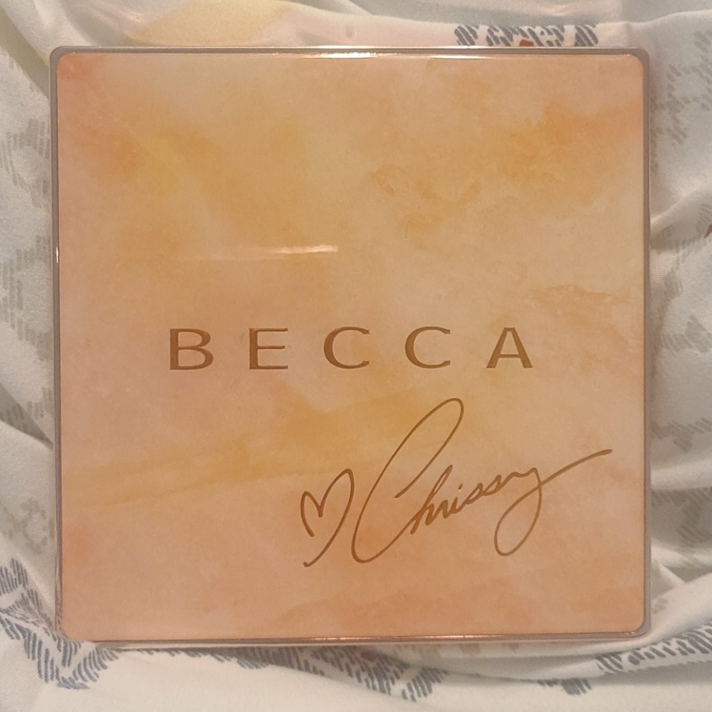 Becca x Chrissy palette